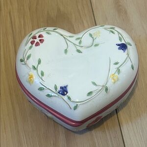 VTG Johnson Brothers Summer Chintz Heart Shape Trinket Box & Lid Hand Painted